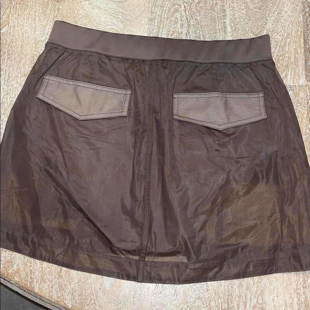 Alo yoga sheer cargo skirt brown small